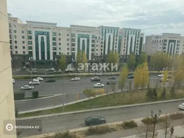 3-комнатная квартира, этаж 5 из 8, 206 м²