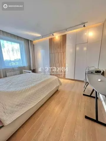 2-комнатная квартира, этаж 10 из 10, 72 м²