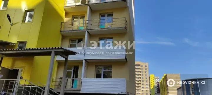 70.7 м², 3-комнатная квартира, этаж 2 из 12, 71 м², изображение - 1