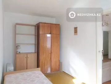 2-комнатная квартира, этаж 3 из 3, 46 м²