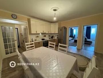 2-комнатная квартира, этаж 5 из 12, 74 м²