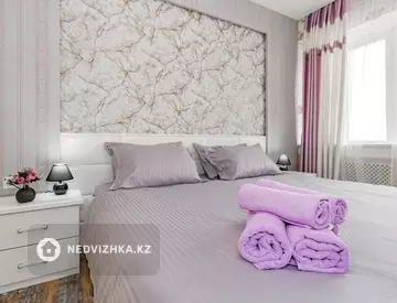 90 м², 3-комнатная квартира, этаж 3 из 10, 90 м², посуточно, изображение - 1