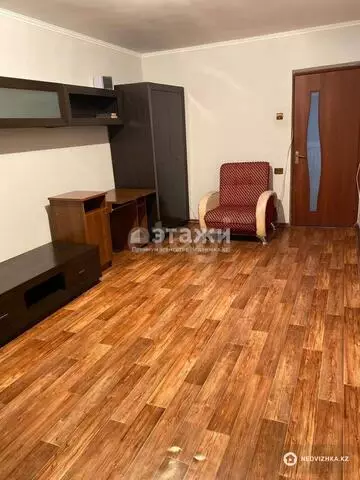 3-комнатная квартира, этаж 5 из 5, 53 м²