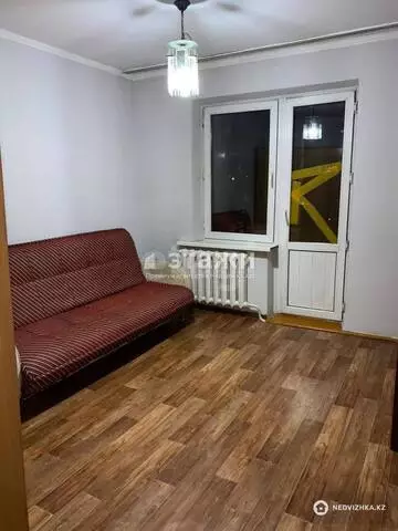 3-комнатная квартира, этаж 5 из 5, 53 м²