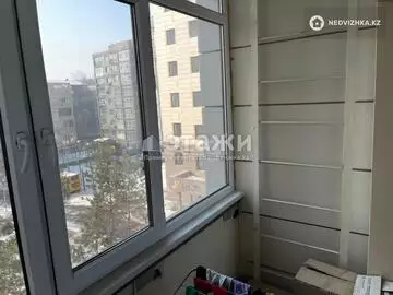 2-комнатная квартира, этаж 4 из 12, 53 м²