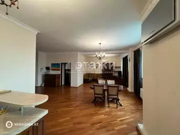 4-комнатная квартира, этаж 25 из 25, 130 м², на длительный срок