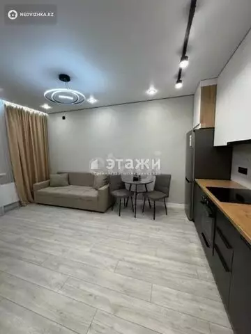 2-комнатная квартира, этаж 7 из 9, 37 м²