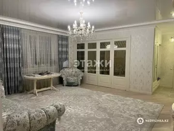 3-комнатная квартира, этаж 10 из 15, 111 м²