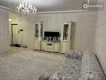 3-комнатная квартира, этаж 10 из 15, 111 м²