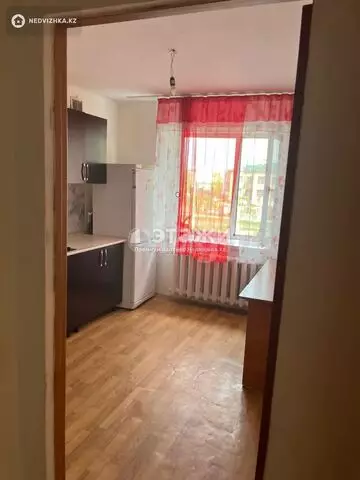 74 м², 3-комнатная квартира, этаж 2 из 10, 74 м², изображение - 2