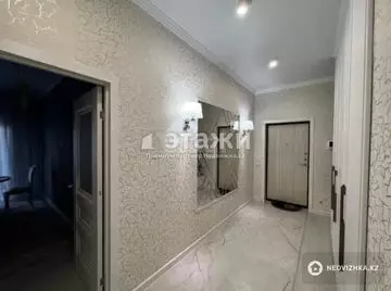 2-комнатная квартира, этаж 4 из 10, 52 м²