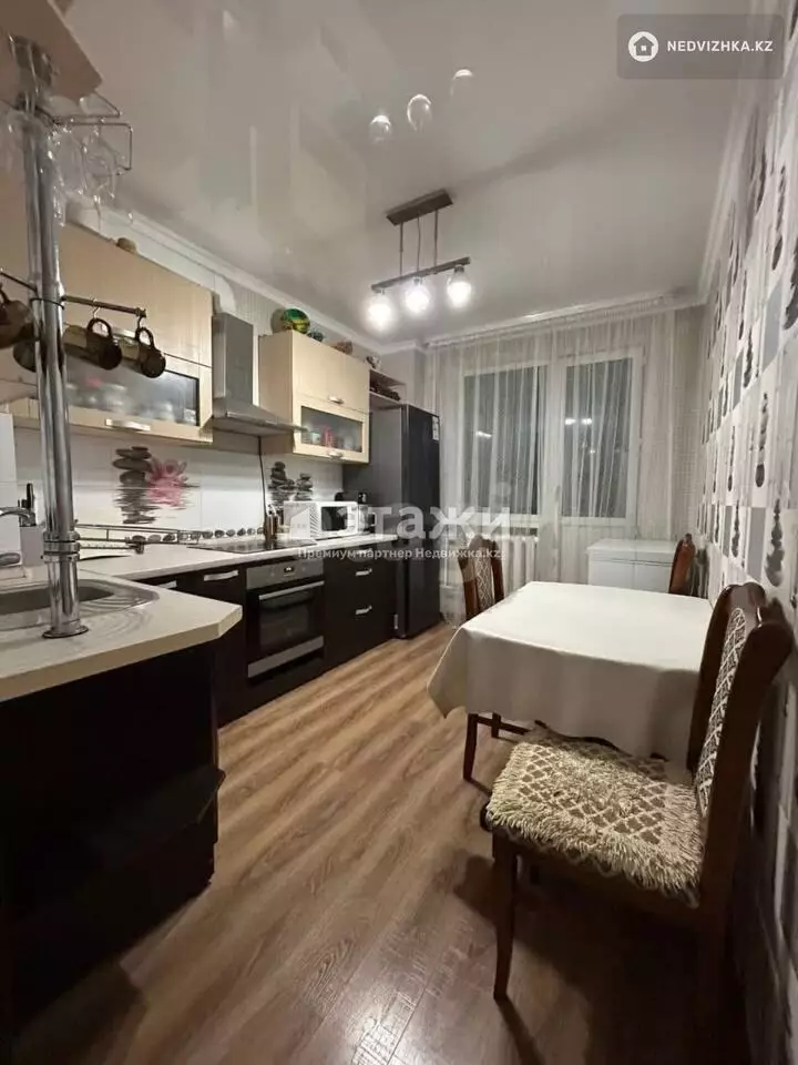 90 м², 3-комнатная квартира, этаж 6 из 14, 90 м², изображение - 1