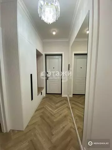 4-комнатная квартира, этаж 2 из 9, 120 м²