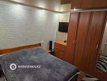 3-комнатная квартира, этаж 3 из 5, 66 м²