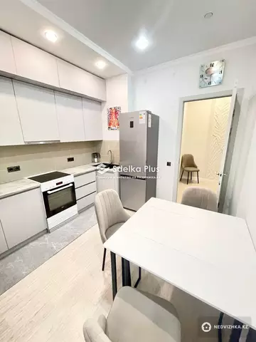 1-комнатная квартира, этаж 3 из 14, 40 м²