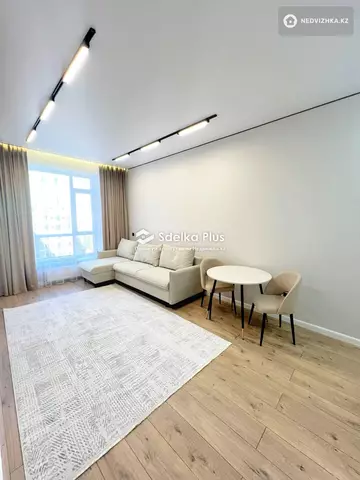 2-комнатная квартира, этаж 7 из 12, 42 м²