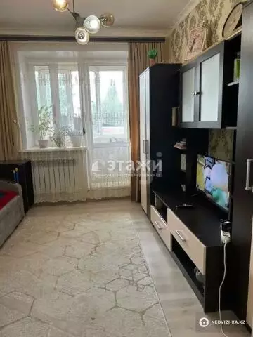 2-комнатная квартира, этаж 4 из 5, 43 м²