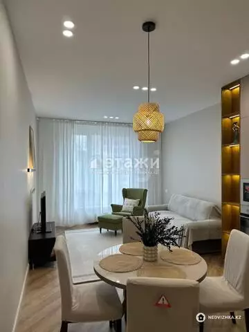 2-комнатная квартира, этаж 14 из 19, 55 м²