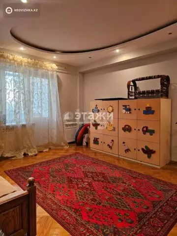 275 м², 5-комнатная квартира, этаж 4 из 5, 275 м², изображение - 8