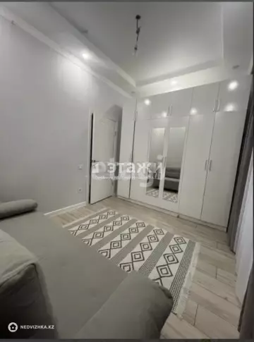 2-комнатная квартира, этаж 3 из 16, 38 м²