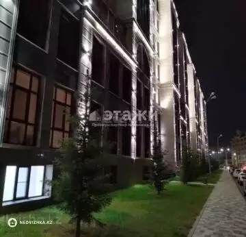 140 м², 4-комнатная квартира, этаж 8 из 8, 140 м², изображение - 1