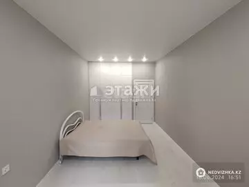 2-комнатная квартира, этаж 3 из 17, 71 м²
