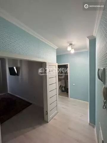 1-комнатная квартира, этаж 9 из 9, 38 м²