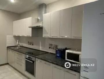 70 м², 2-комнатная квартира, этаж 4 из 12, 70 м², на длительный срок, изображение - 0