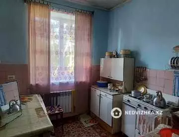 1-комнатная квартира, этаж 2 из 2, 50 м², на длительный срок