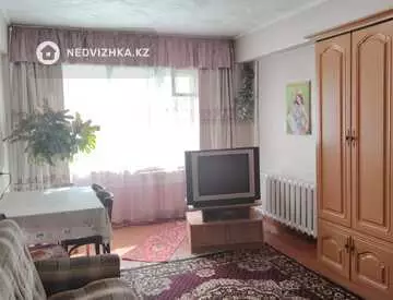 3-комнатная квартира, этаж 1 из 5, 70 м²