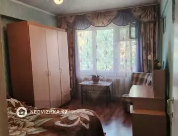 3-комнатная квартира, этаж 1 из 5, 70 м²