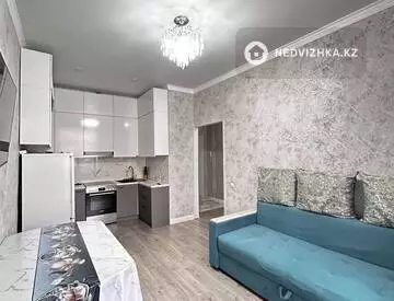 2-комнатная квартира, этаж 10 из 12, 38 м²