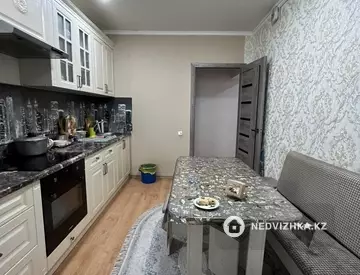 3-комнатная квартира, этаж 9 из 9, 96 м²