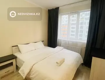 1-комнатная квартира, этаж 5 из 12, 40 м², по часам