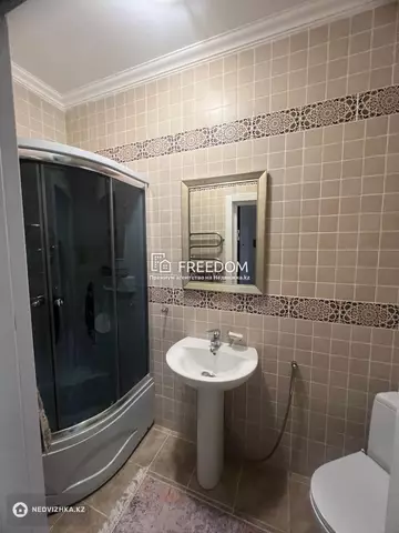 3-комнатная квартира, этаж 12 из 13, 145 м²