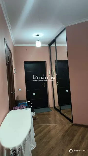 3-комнатная квартира, этаж 10 из 15, 83 м²