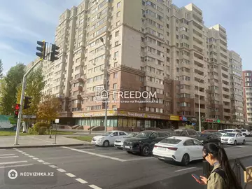 3-комнатная квартира, этаж 10 из 15, 83 м²