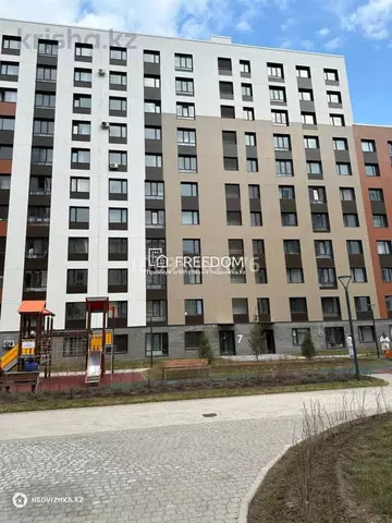 1-комнатная квартира, этаж 11 из 12, 40 м²