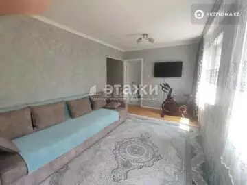 3-комнатная квартира, этаж 4 из 5, 60 м²