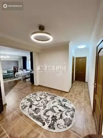 2-комнатная квартира, этаж 8 из 9, 75 м²