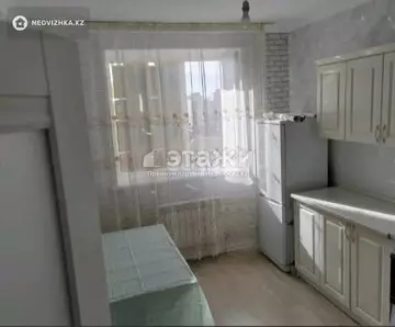 1-комнатная квартира, этаж 9 из 9, 42 м²