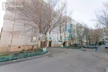 2-комнатная квартира, этаж 3 из 5, 50 м²