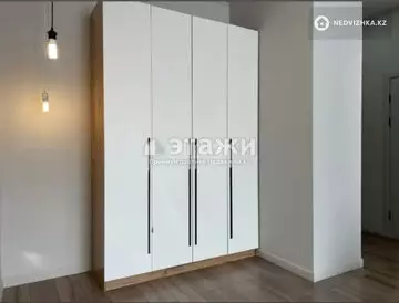 1-комнатная квартира, этаж 8 из 9, 38 м²