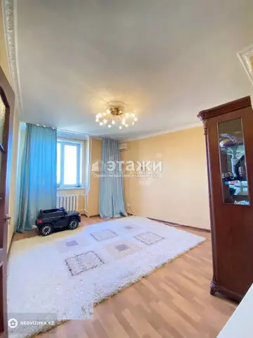 2-комнатная квартира, этаж 10 из 16, 64 м²