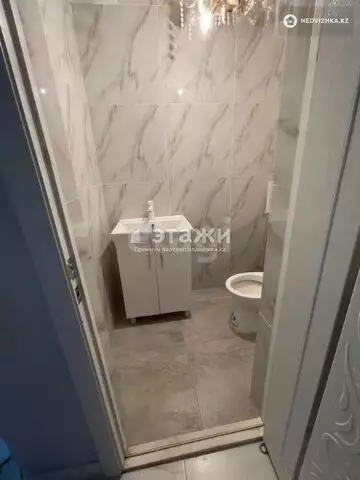 2-комнатная квартира, этаж 14 из 14, 64 м²