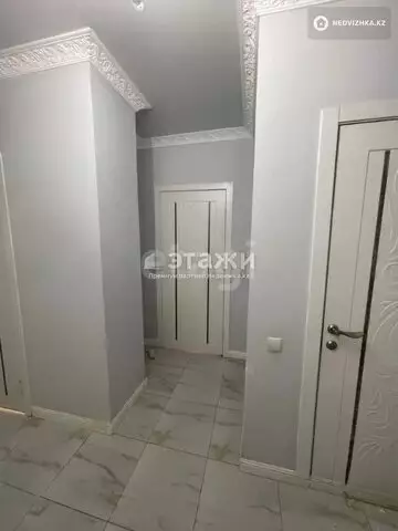 2-комнатная квартира, этаж 14 из 14, 64 м²