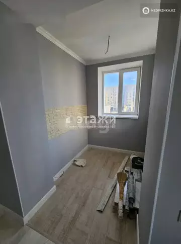 2-комнатная квартира, этаж 4 из 10, 55 м²