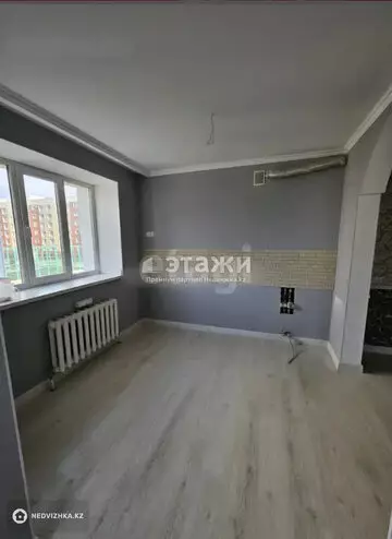 2-комнатная квартира, этаж 4 из 10, 55 м²