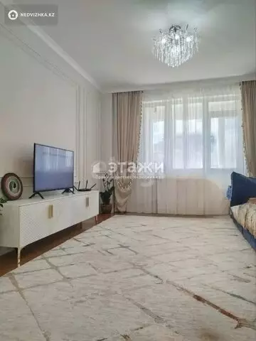 3-комнатная квартира, этаж 9 из 9, 82 м²