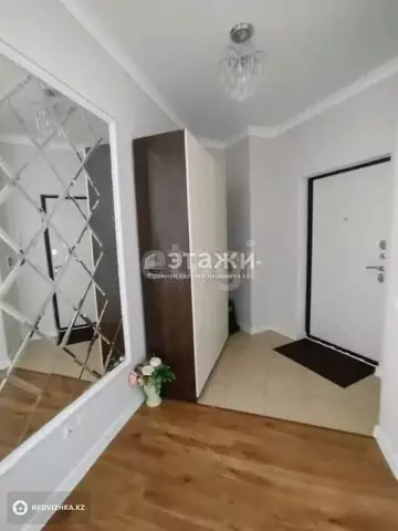 3-комнатная квартира, этаж 9 из 9, 82 м²